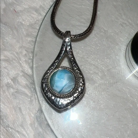 Luxury Artisan of Bali Larimar Pendant, Artisan-Crafted in Solid Sterling Silver - Picture 6 of 16